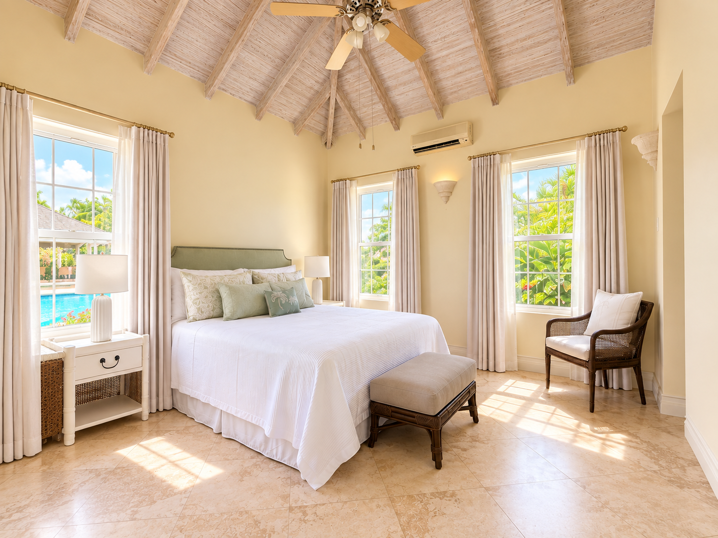 Garden Residence right bedroom